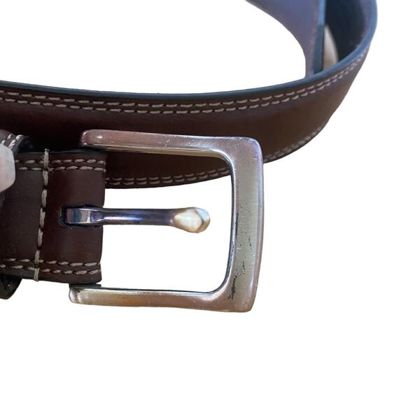 Men's Dockers Size 40/100 Brown Belt Style 11DO0168 Genuine Leather Silver Buckl - Picture 3 of 12